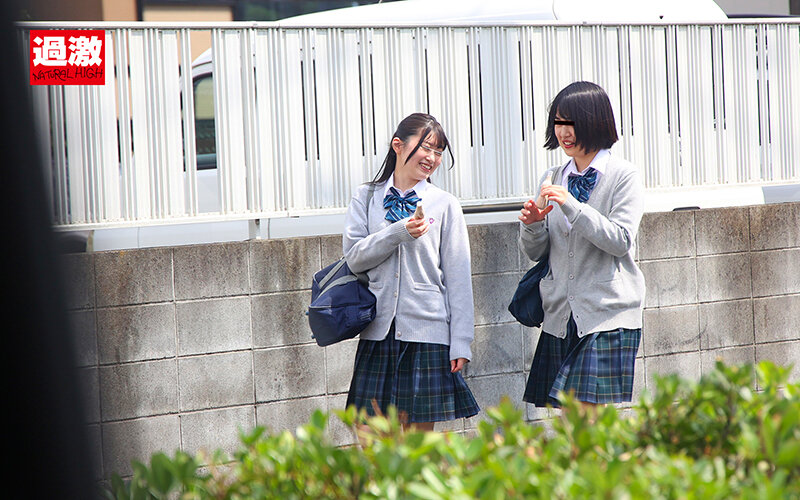 中に出してもいいから止まってください！！！押さえつけて逃がさないエンドレス奥突きバウンドピストンでイキ壊れた女 画像9