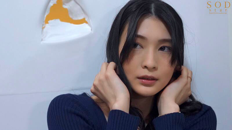 僕の住むアパートの隣室の美人妻は欲求不満だった。夫婦喧嘩で空いた直径10cmの壁穴越しに立ちバックで膣奥を突きまくった密かな不倫関係5日間。 本庄鈴 画像4